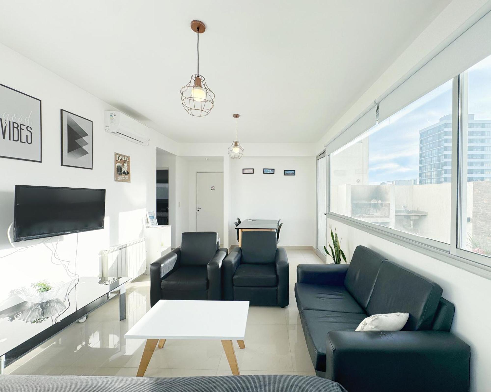 Apartamento Altos De Ii Centro Con Cochera Y Parrilla *